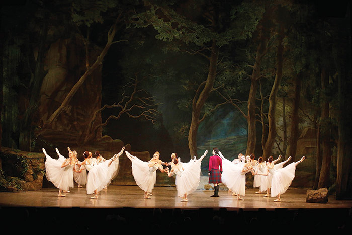 Los Angeles Ballet, La Sylphide, photo Reed Hutchinson